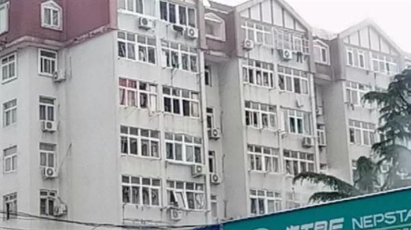 突發(fā)！青島一居民樓發(fā)生爆燃！已造1人死亡，7人受傷！3公里外有震感…