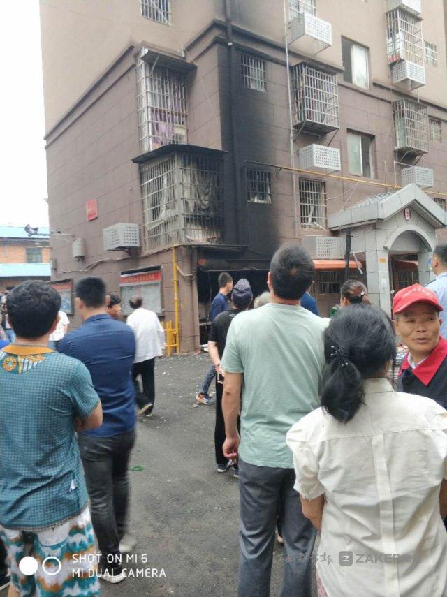 南昌新建區(qū)一小區(qū)煤氣罐爆炸， 4 人受傷